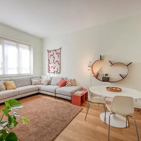 110Mq Santa Sofia Apartment, In The Center Of Milan, 10 Min Walk From Duomo Exterior photo