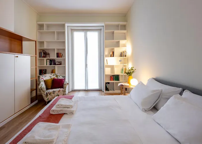 110Mq Santa Sofia Apartment, In The Center Of Milan, 10 Min Walk From Duomo