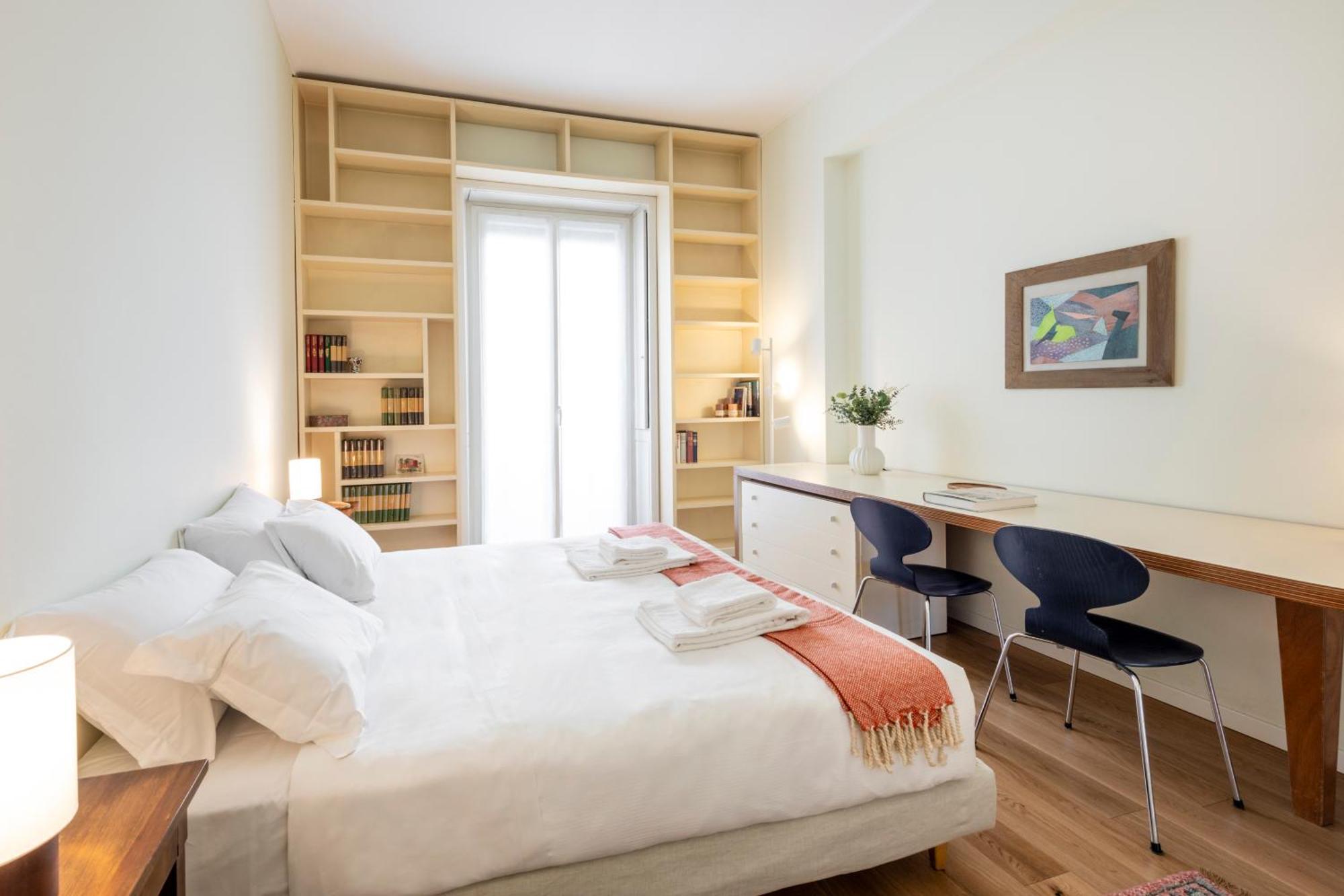 110mq Santa Sofia Apartment, In The Center Of Milan, 10 Min Walk From Duomo Mailand